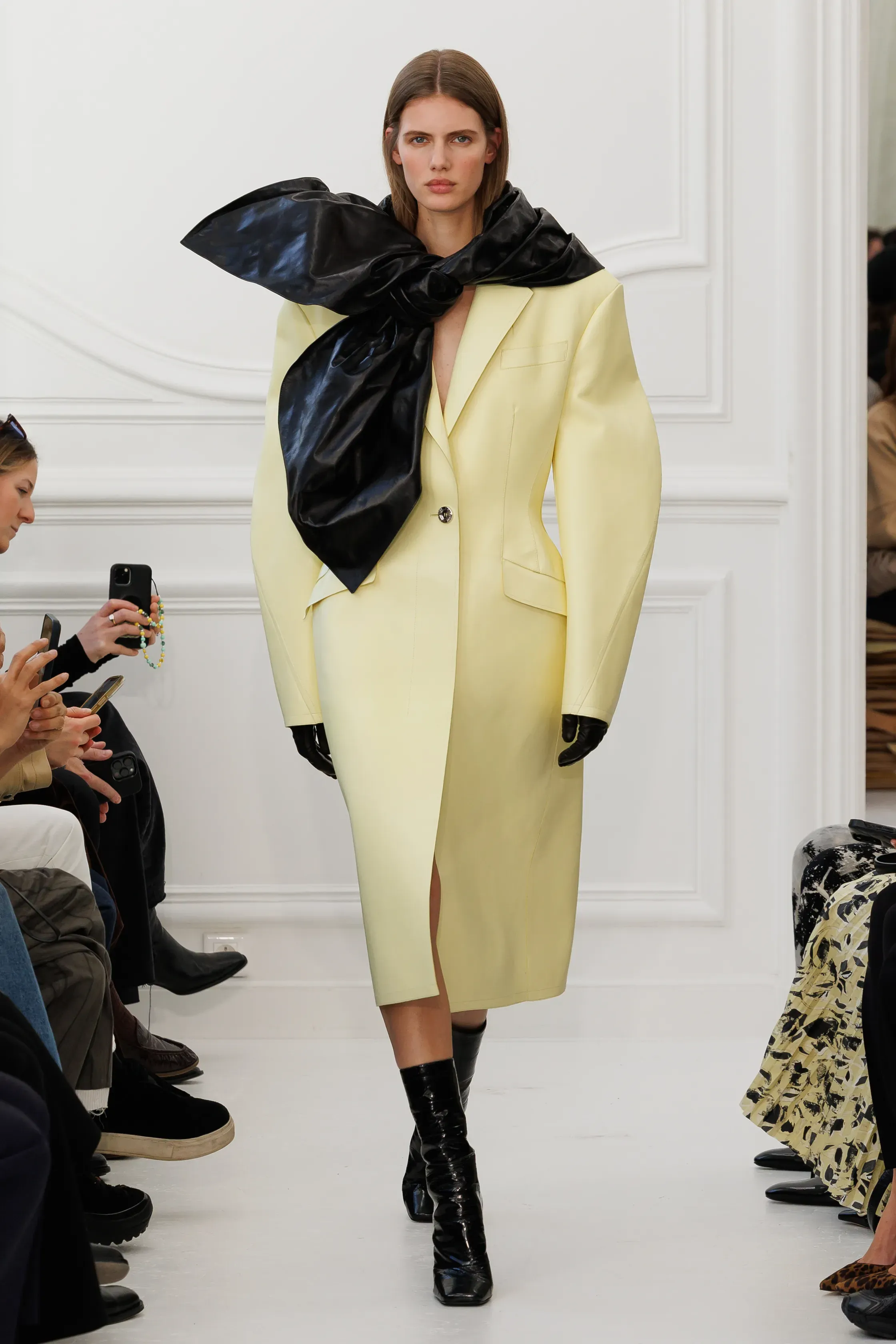 Givenchy fw25/25 by Sarah Burton