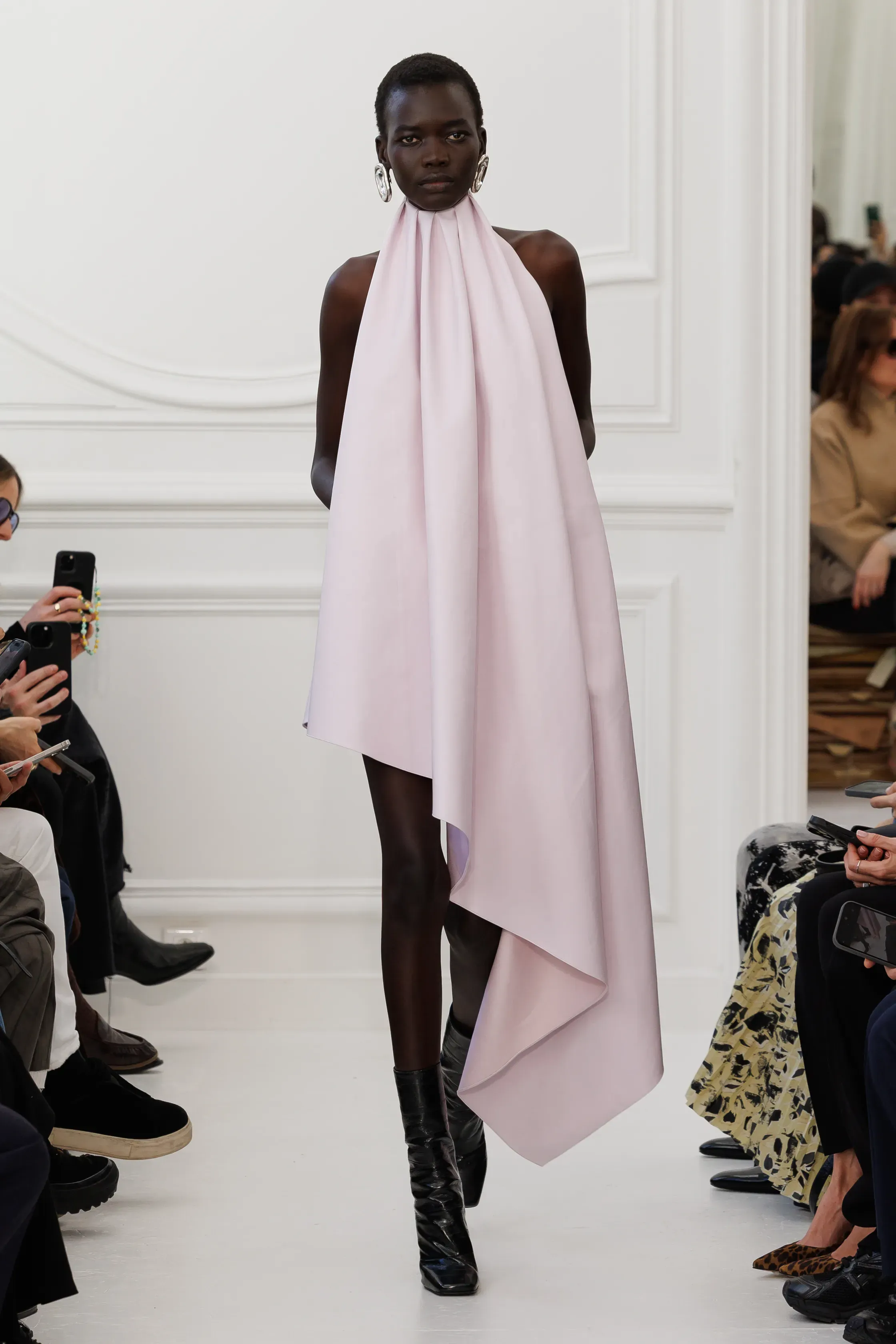 Givenchy fw25/25 by Sarah Burton