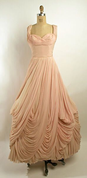 Jean Dessès gown