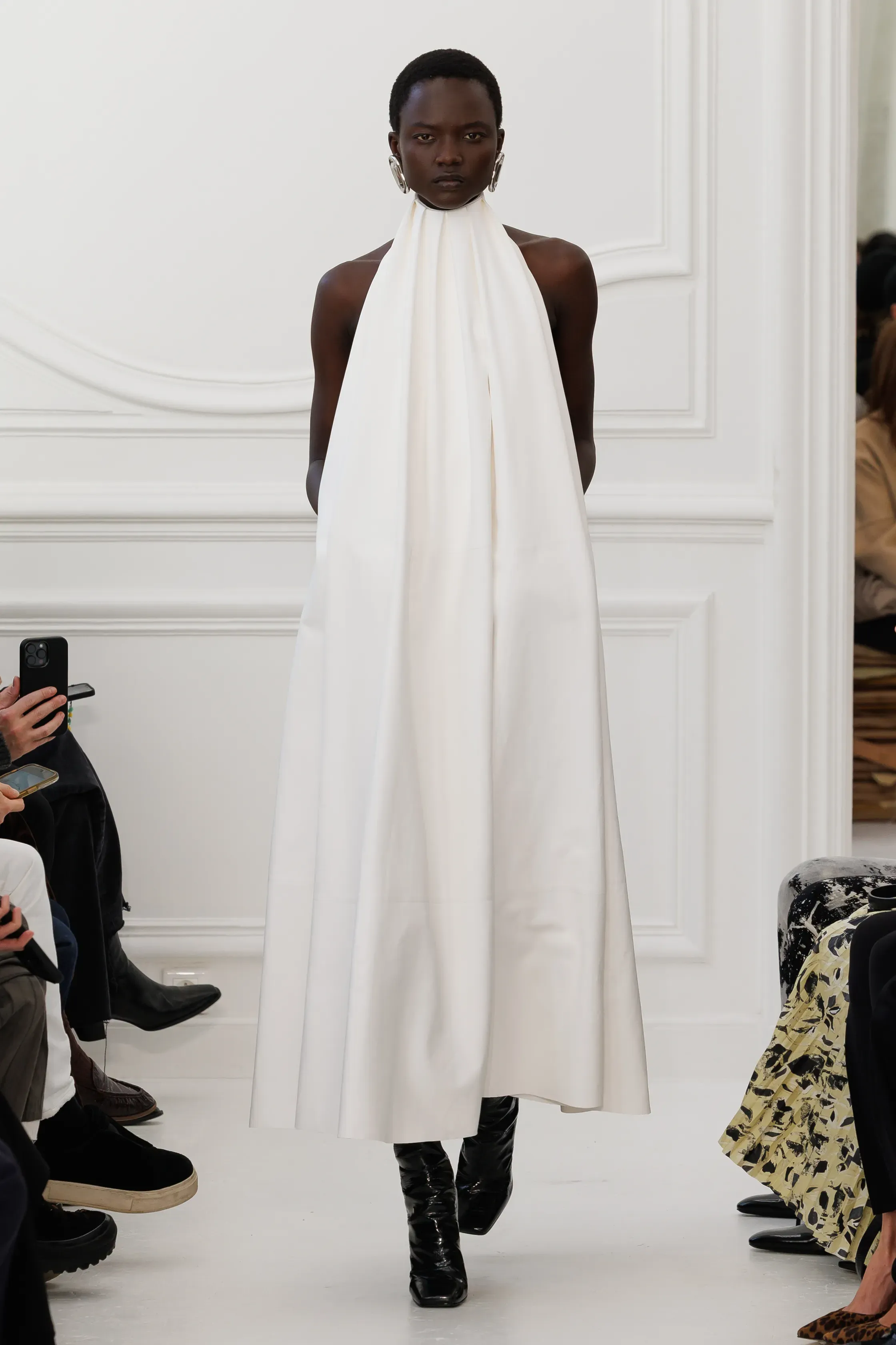 Givenchy fw25/25 by Sarah Burton